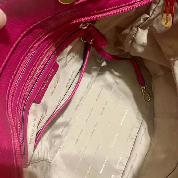 Michael Kors leather berry pink/magenta/fuschia satchel - Picture 8 of 9